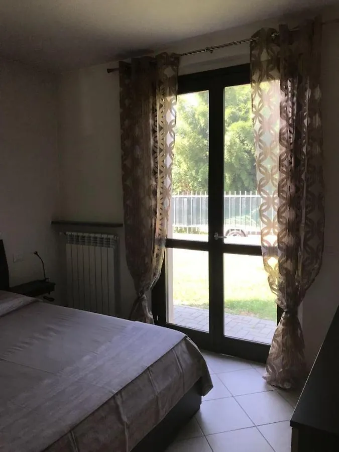 Casa Alle Porte Di Pavia Itália