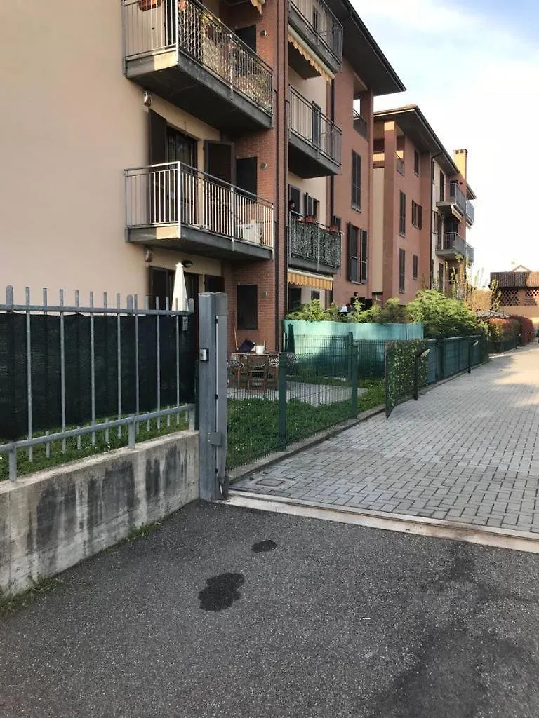 Casa Alle Porte Di Pavia 0*,  Itália